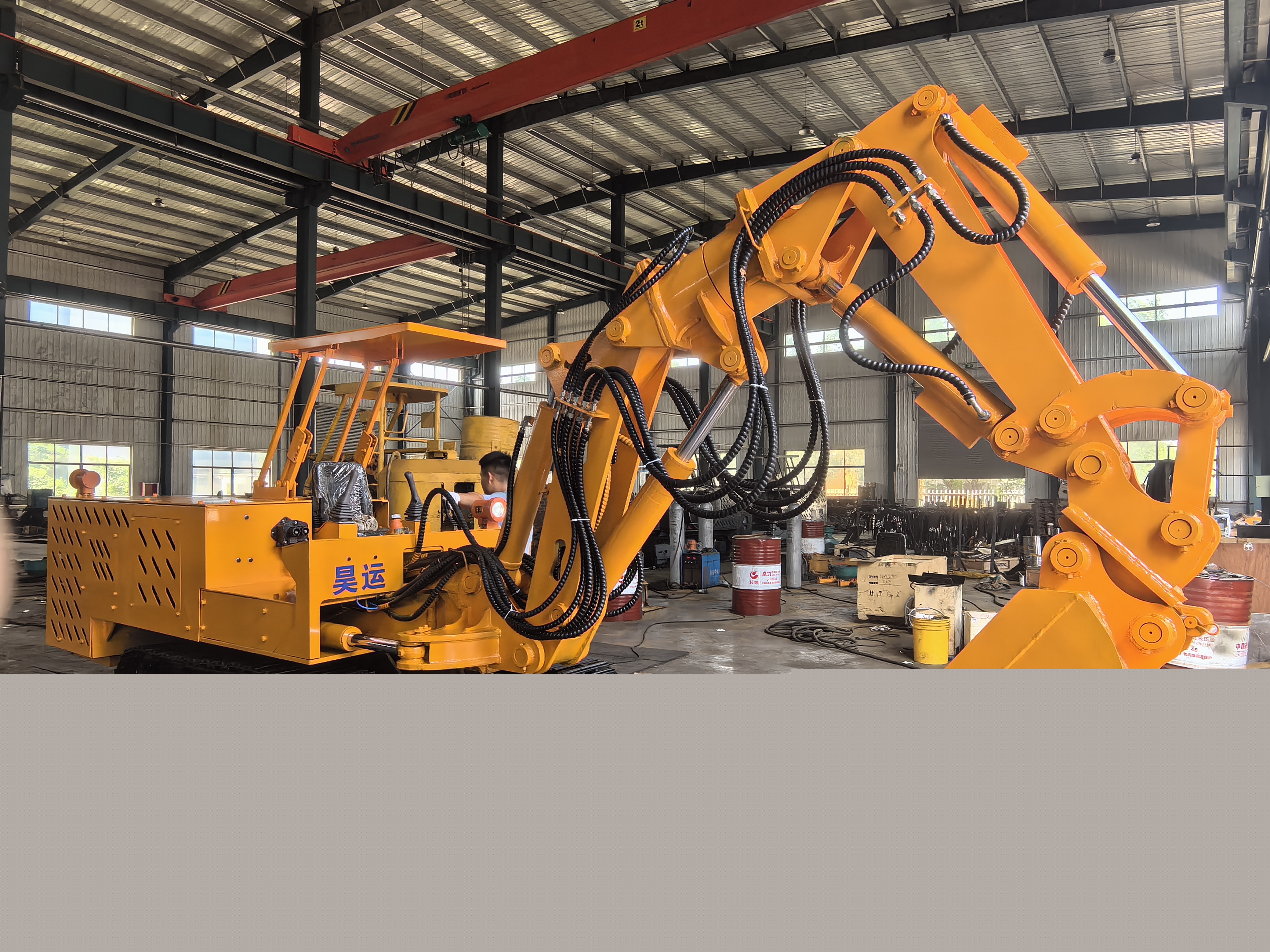 巷道修復(fù)機(jī) (15).jpg 巷道修復(fù)機(jī) (15).jpg